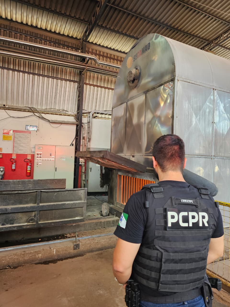 Polícia Civil destrói mais de uma tonelada e meia de drogas na região
