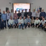 Prefeito Ditão Pupio e vice-prefeito Inei Heckert participam de reunião da AMUVI em Rio Bom